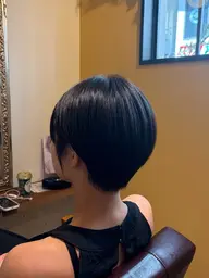 【❣️首元スッキリ！❣️女性らしいハンサムショートスタイル💞】カット(シャンプー付き🫧)