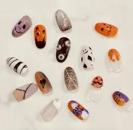 ❣️ハロウィンデザイン限定メニュー❣️サンプルから4本までor持ち込みハロウィンデザイン2本まで！カラー変更可◎