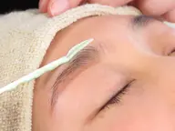 眉ワックス脱毛