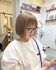 ボブカットモデル+ブリーチリタッチ+カラー