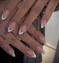フレンチネイル