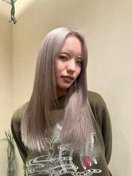 ブリーチリタッチ＋オンカラー⸌̟͂̋⸍̑⸜̑⸝͂ ໋