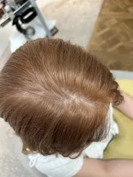 【学割クーポン👩🎓】ケアブリーチ+透明感カラー