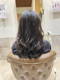 女性限定‼️カットのみ(長さが肩下から胸下の方のみ)