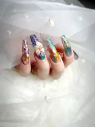 オーナー全部お任せデザインネイル💅今回はキラキラサマーネイル✨