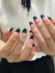 【オフなし】フレンチネイル (クリアベース)