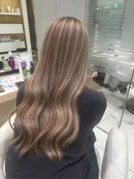 🌿白髪ぼかしハイライト+透明感カラー+トリートメント180分
