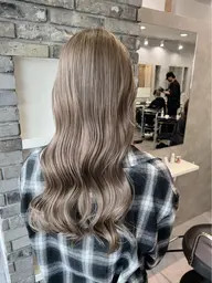 【💓ブリーチ予約No.1💓】カット+ケアブリーチダブルカラー+内部補修トリートメント付き