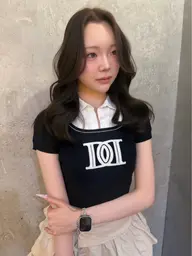 【8月"限定"】💚ワンカラー➕4stepトリートメント（内部補修）💚透明感・艶カラー✨️