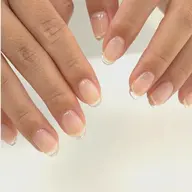 クリアフレンチネイル(爪先がクリアのフレンチネイルです