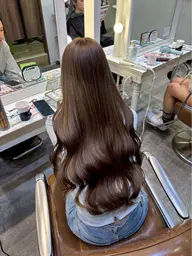 イルミナWカラー‎₊˚‎🦋⋆₊ ⊹ブリーチなしでダメージを抑えながら透明感とツヤのある髪に♡