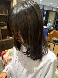 ミディアム（肩から胸上）（レディース）