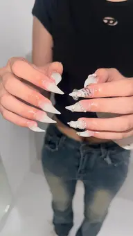 5本アート