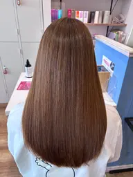 ✨髪質改善ストレート✨ 汗ばむ夏の広がり、うねり対策に