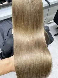 ハイダメージ・ブリーチ毛の方はコチラ💁‍♀️カット＋極・髪質改善美髪ストレート！➕プレミアムトリートメント！