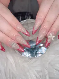 💅王道フレンチコース💅ベースカラー有¥8,800 【全員ジェルオフ&ドライケア込み】(他店特殊パーツやスカルプオフは