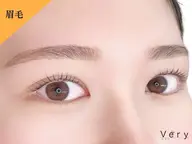 【🐣ྀིハリウッドブローリフト💞】眉毛を整えて垢抜け美眉に✨ハリウッドブロウリフトで毛流れを整え、朝のメイクも楽に♪