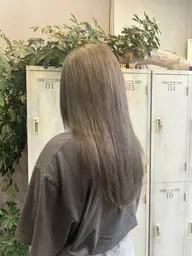 カット ＋ ブリーチなしフルカラー