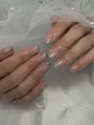フレンチネイル