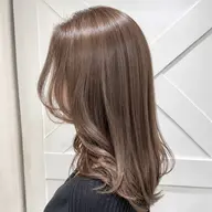 【ダメージレスで叶う艶ハイトーン💛】bleach retouch + onecolor🫦+トリートメント付き🌺