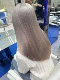 💎根元リタッチブリーチでハイトーンメンテナンス✨(2cm以内)