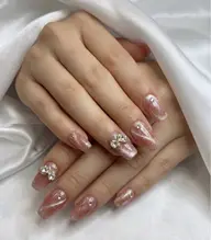 【ハンド】華やかマグネット×立体リボン・ビジューネイル