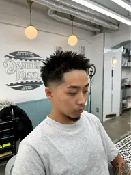 刈り上げショート