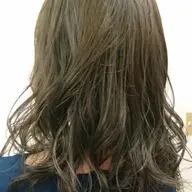🔴透明感抜群🔴外国人風透明感ヘアに🎵高彩度ダメージケア& 高補修トリートメントカラー