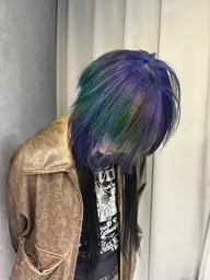 5月限定🎀ブリーチ＋デザインカラー＋髪質改善TR