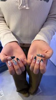 【やりたいを叶える✨】自爪アート🎨コース(ストーン&パーツつけ放題)オフ込み