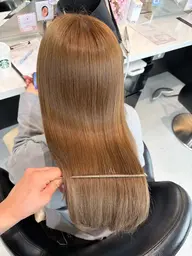【残留ゼロで明るくしたい方‼️】ベージュ系カラー🥞➕髪質改善プラチナトリートメント☁️