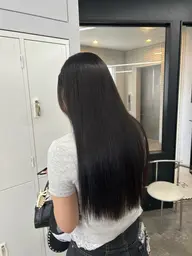 【伸ばし中の方にオススメ✨】縮毛矯正➕トリミングカット