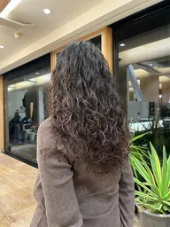 ハードパーマ👩🦱cut込
