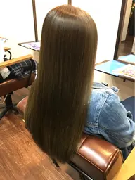 【1日1組限定✨】💇♀️デザインカット+髪質改善美髪ストレート