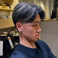 ⚫️《⚡️メンズ限定⚡️》カット+ハイライト⚫️※ハイライトのみになります