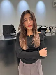 【美髪メニュー💫】レイヤーカット➕髪質改善トリートメント