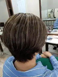 🤍大人の白髪ぼかしコース|カット+育てるハイライト