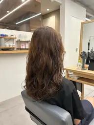 【レディース】カット＋ミディアム.ロングパーマモデル様⭐️予約リクエストのみの受付⭐️