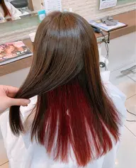 ✨さりげないお洒落にインナーカラー✨ ブリーチ+カラー+トリートメント