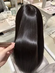 【🍂 秋冬も扱いやすい髪へ 🍂】広がりうねり解消◎縮毛矯正+カット