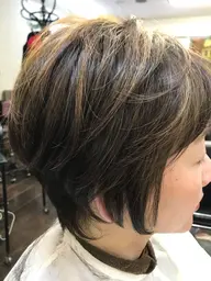 エイジング毛(癖毛矯正) ナチュラルに演出　メテオ髪質改善ストレート