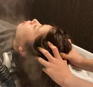 ツボ押し30分ヘッドスパ(スタイリング込み)