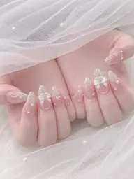 【韓国・ワンホン系ネイル♡】ちゅるん・きらきらデザイン ¥4,500