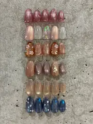 【大人気定額デザイン!】パラジェル可・KAILA限定ニュアンスネイル🩶オフ込み