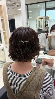 【🪐おしゃれ女子必見🪐】レディースパーマ➕トリートメント🫧コテ巻き風パーマ+¥2200