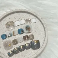 100種類以上のデザインから選べる🌹フットネイル(オフあり)(パラジェル)