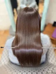 【ブリーチ毛でも出来る】髪質矯正 弱酸性矯正美髪ストレート