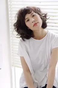 平日限定‼️顔周りカット＋光色艶カラー（白髪染めもOK）+極上トリートメント（シャンプー、スタイリング込み）