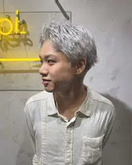 【メンズ限定クーポン👦🏻】メンズカット+ケアブリーチ+イルミナカラー