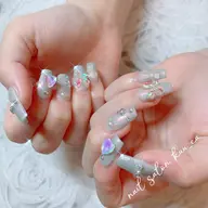 【オフなし】6月限定✨長さだし＋パーツ乗せ放題❣️マグネット、フラッシュ含む200色から何色でも可能※ベタ塗りのみ